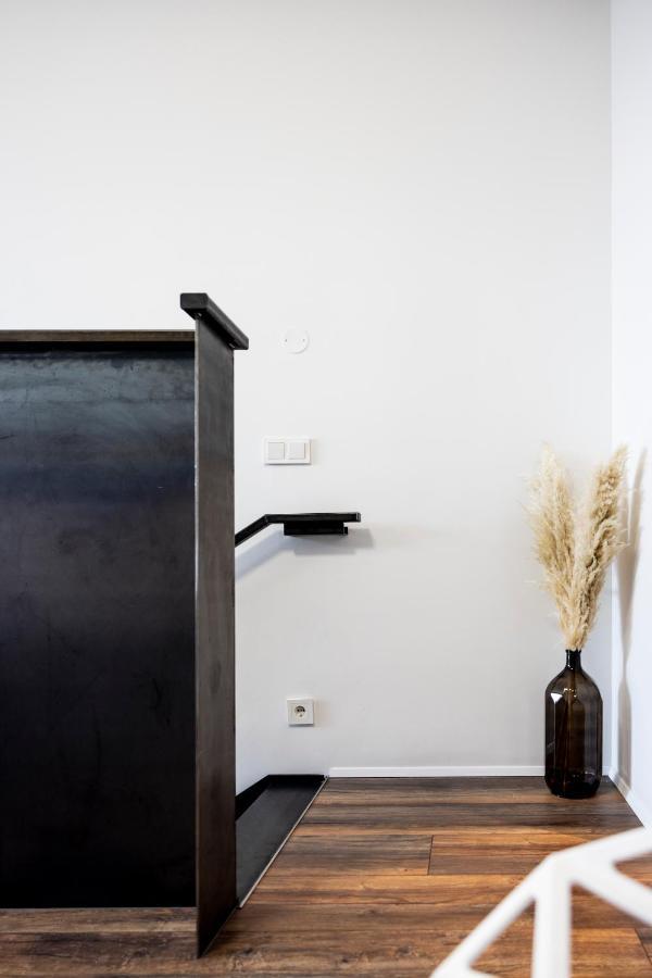 Ferienwohnung Loft-Style Duplex With Balcony In Downtown Reykjavík Exterior foto