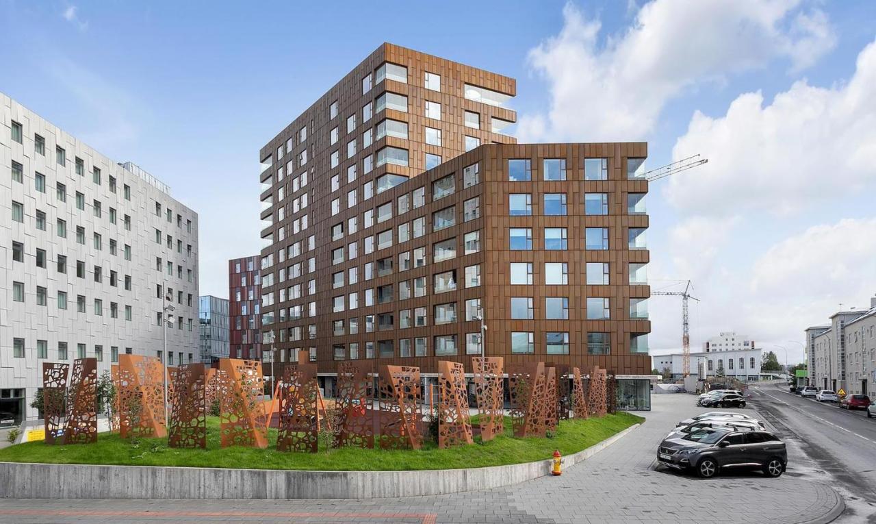 Ferienwohnung Loft-Style Duplex With Balcony In Downtown Reykjavík Exterior foto